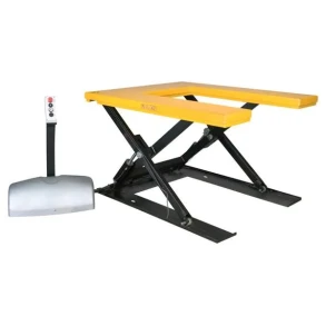 Station�rt U-l�ftebord 1000 kg. 1420x1140 mm.